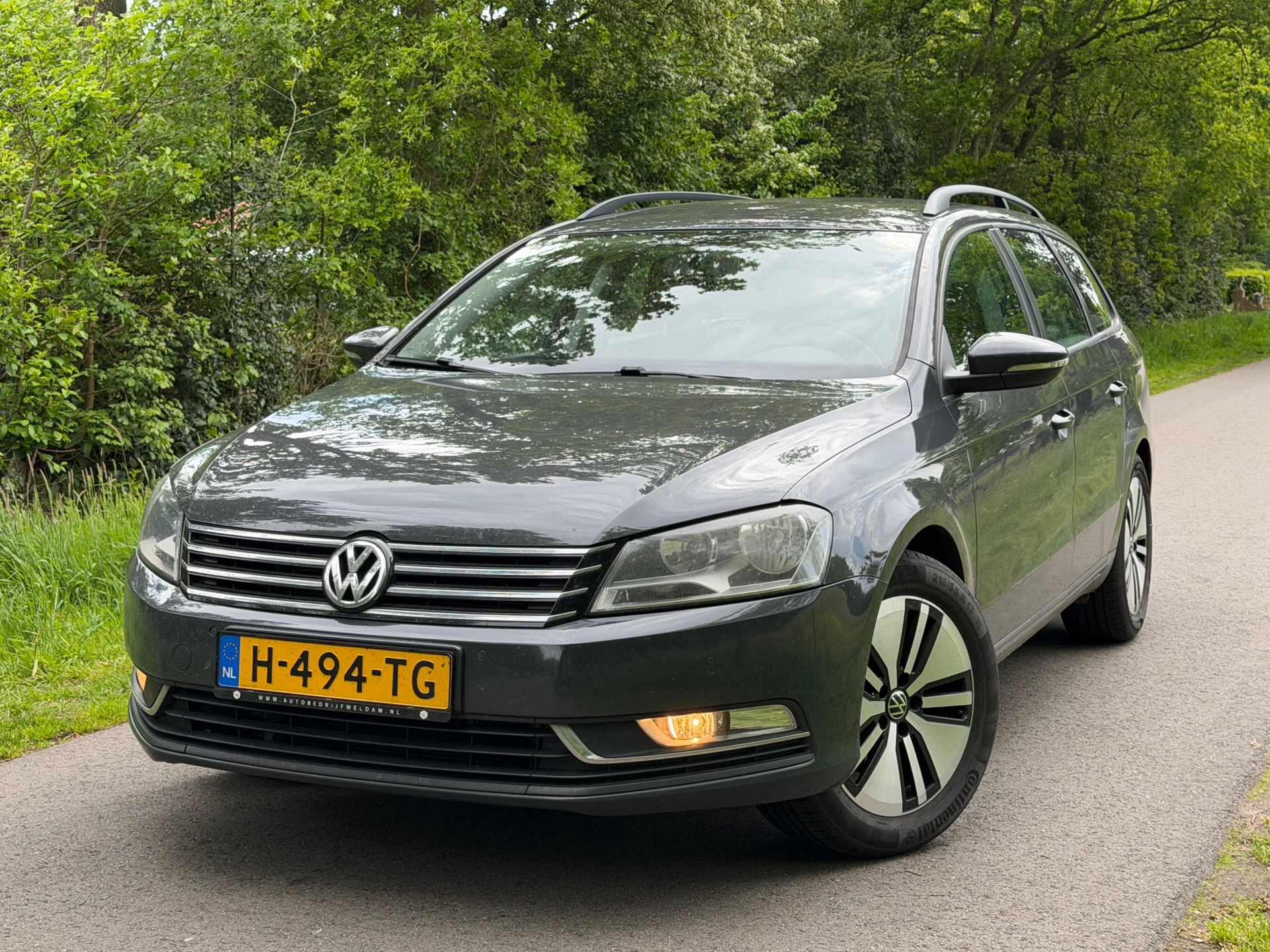 Volkswagen Passat Variant 1.4 TSI Highline BlueMotion | Cruise + Clima + Navi Nu € 3.500,-!!!