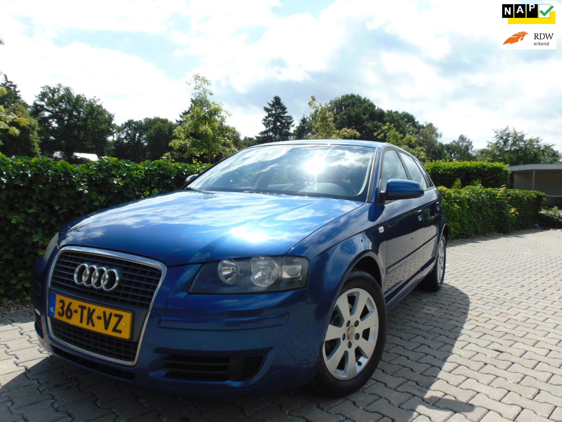 Audi A3 Sportback 1.6 FSI Ambiente , 1e Eigenaar , Clima / Navi-Multimedia / Stoelverwarming / Isofix / Lm Velgen.