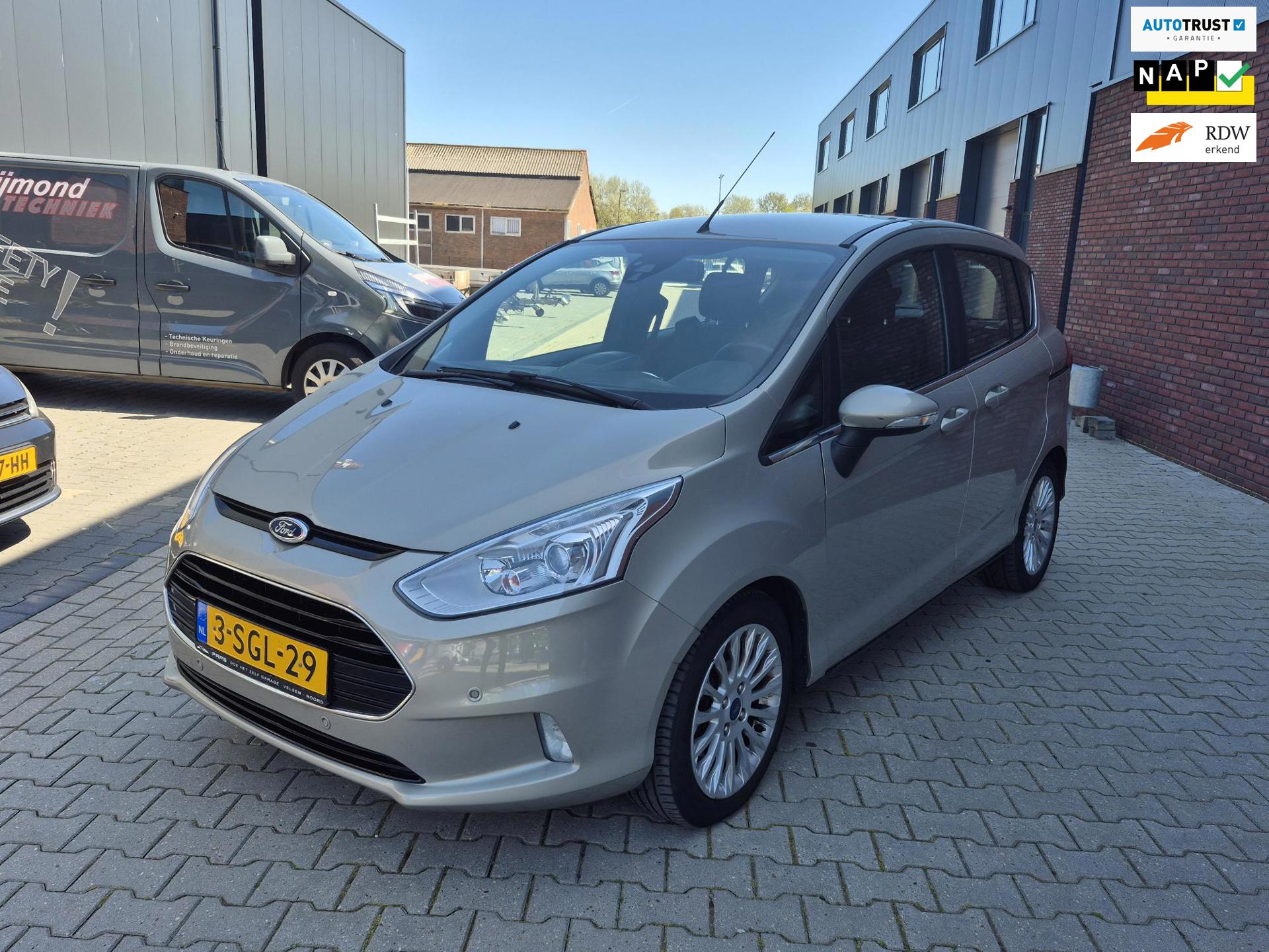 Ford B-Max 1.0 EcoBoost Titanium /trekhaak/camera
