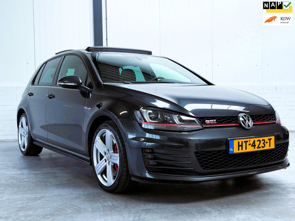 Volkswagen Golf 2.0 TSI GTI Performance|DCC|Pano|Org NL|DYN Audio