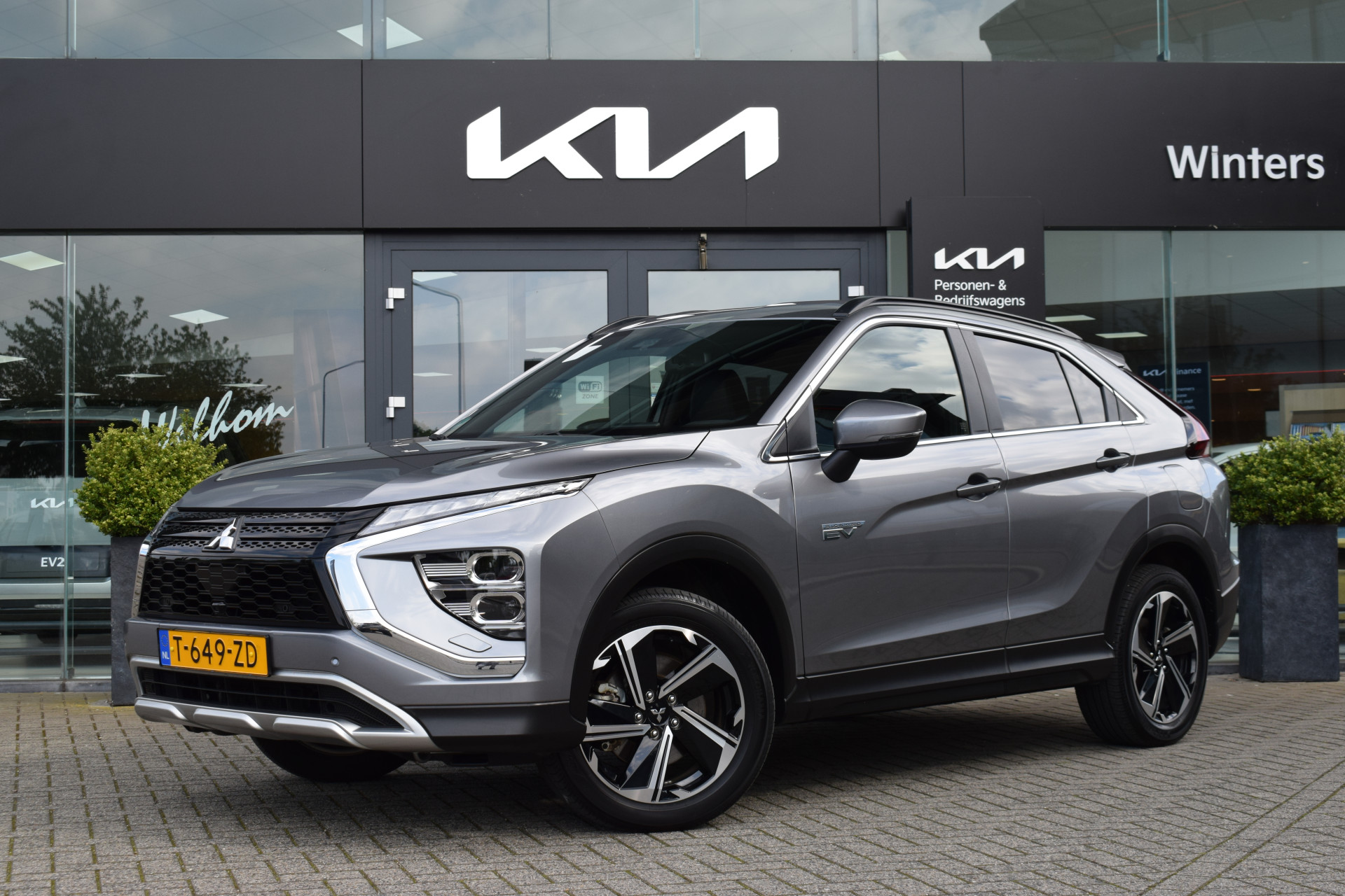 Mitsubishi Eclipse Cross 2.4 PHEV Intense+