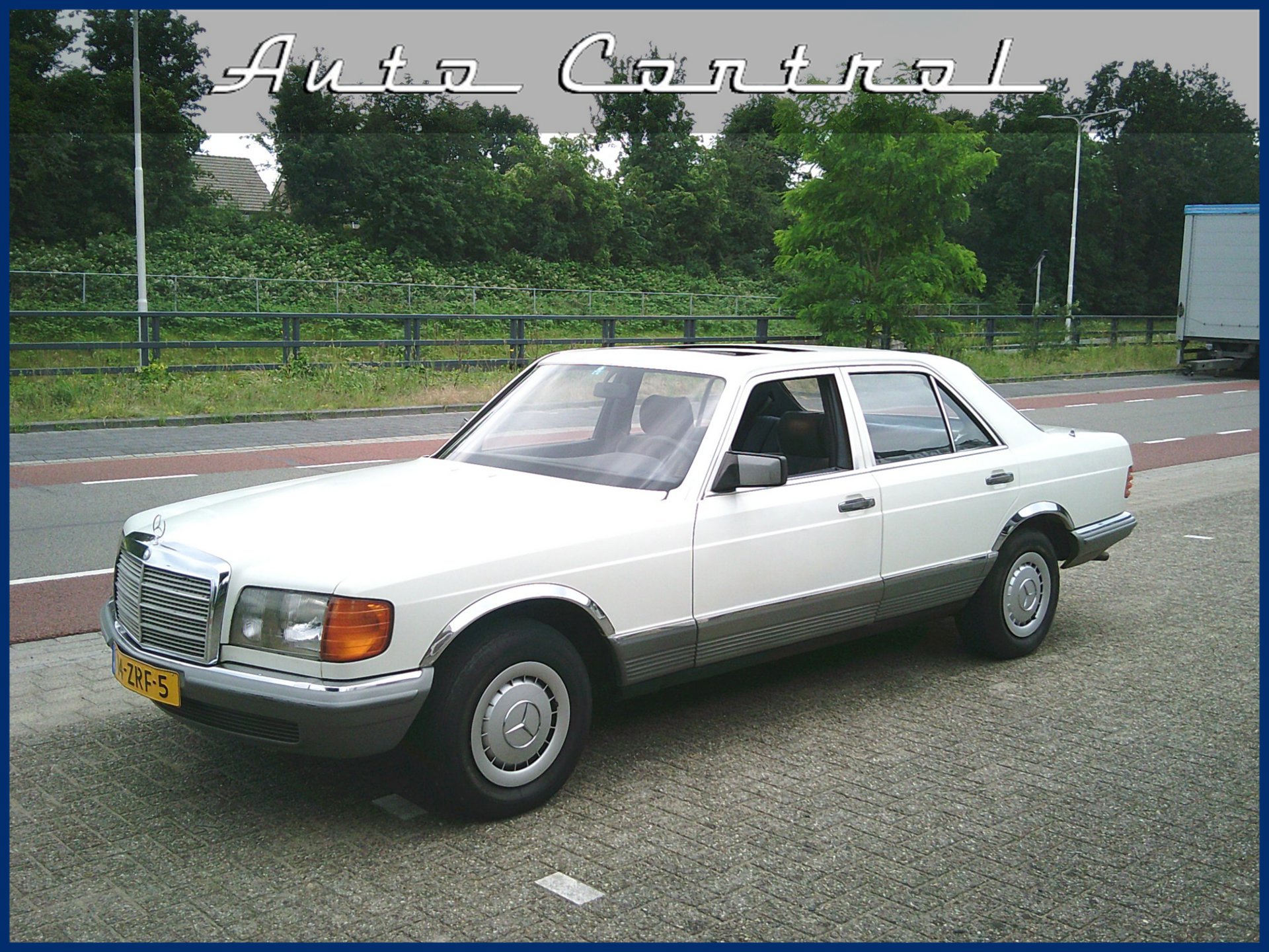 Mercedes-Benz 380 SE V8 W126 1980