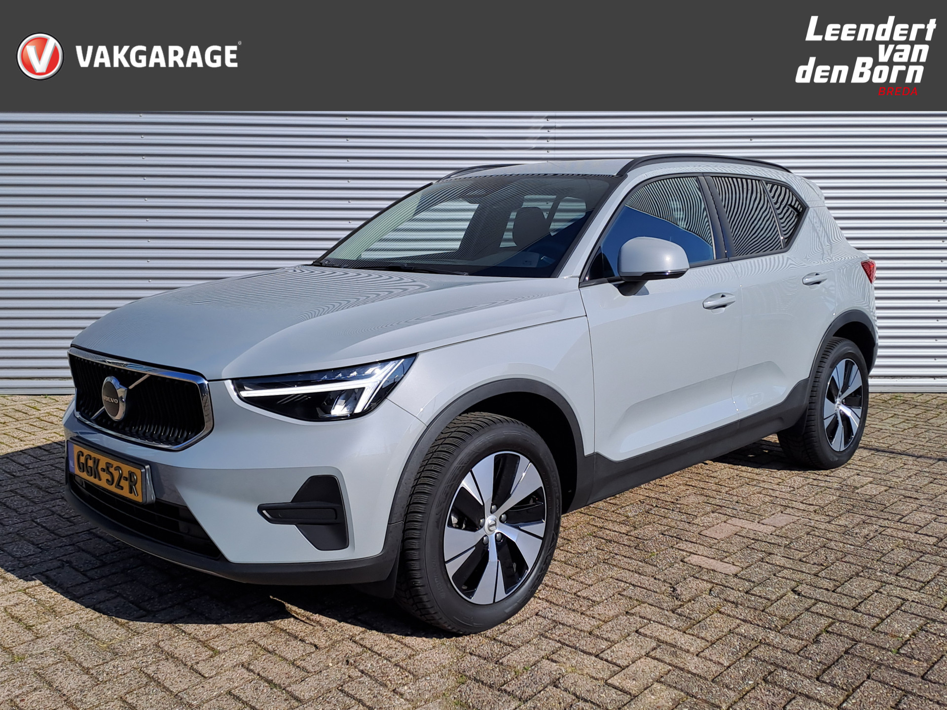 Volvo XC40 2.0 B3 Essential AUTOMAAT