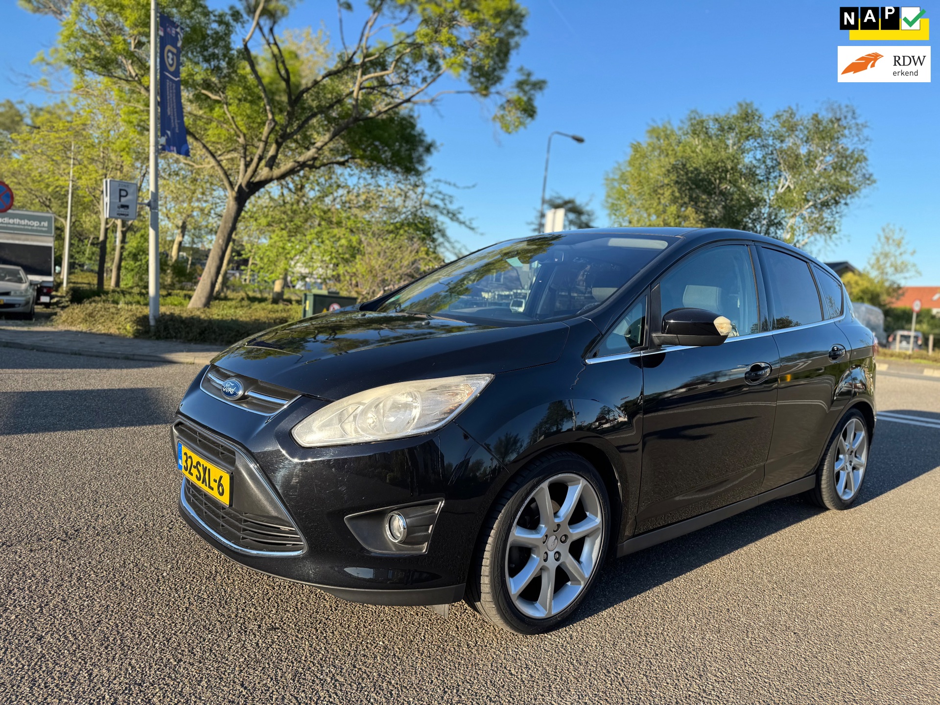 Ford C-Max 1.6 Trend / panoramadak / distributie.riem.vervangen / airco / cruise.control / navigatie / pdc / lmv / nap....