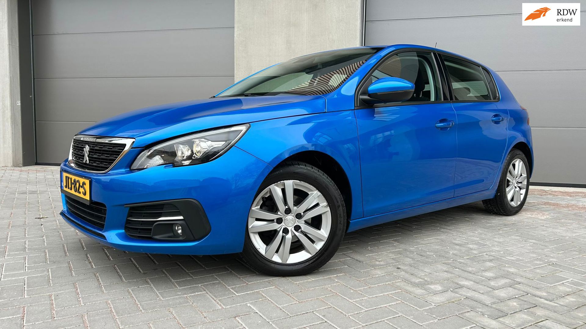 Peugeot 308 1.2 PureTech Active Pack, Navi, Camera, Virtual Cockpit