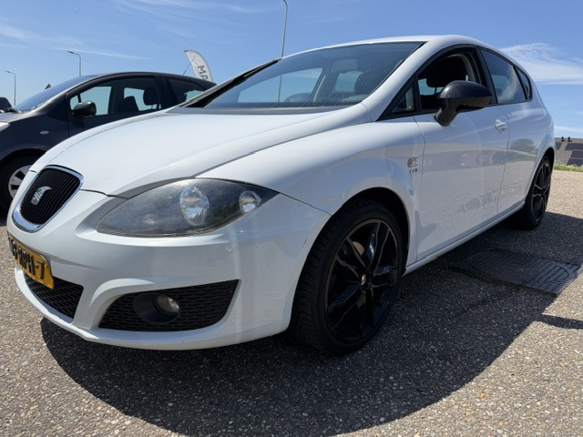 Seat Leon 1.2 TSI Ecomotive Businessline COPA Navi Airco Cruise APK