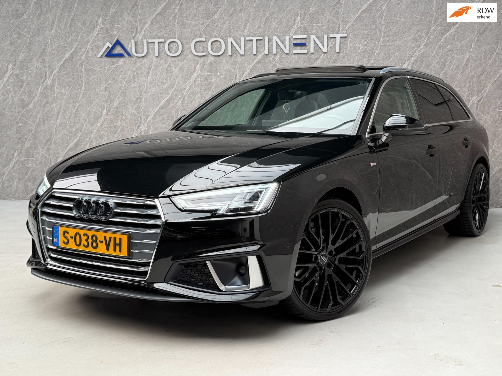 Audi A4 Avant 40 TFSI 3x S-Line / Full Option / Panoramadak