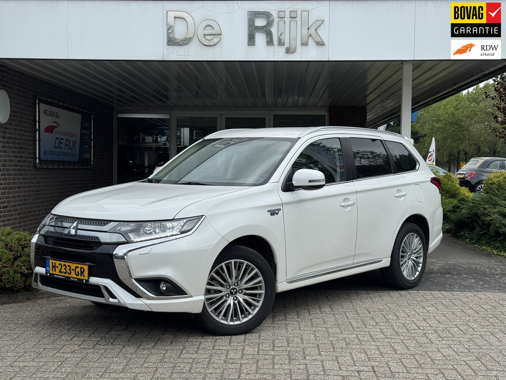 Mitsubishi Outlander 2.4 PHEV Pure | Carplay/Android, Camera, Stoelverw., Climate, Cruise | Parelmoer | Dealeronderhouden |