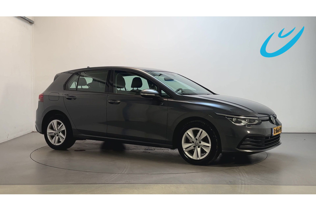 Volkswagen Golf 1.0 eTSI DSG Life Business Alcantara Parkeersensoren Navigatie