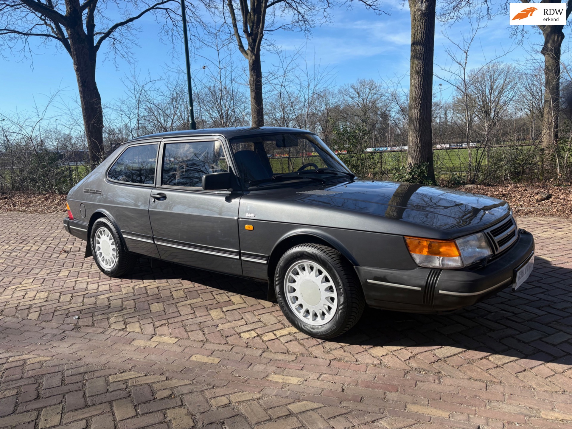 Saab 900 Coupé 2.0i, classic ,73.000 km! handgeschakeld, prachtige auto