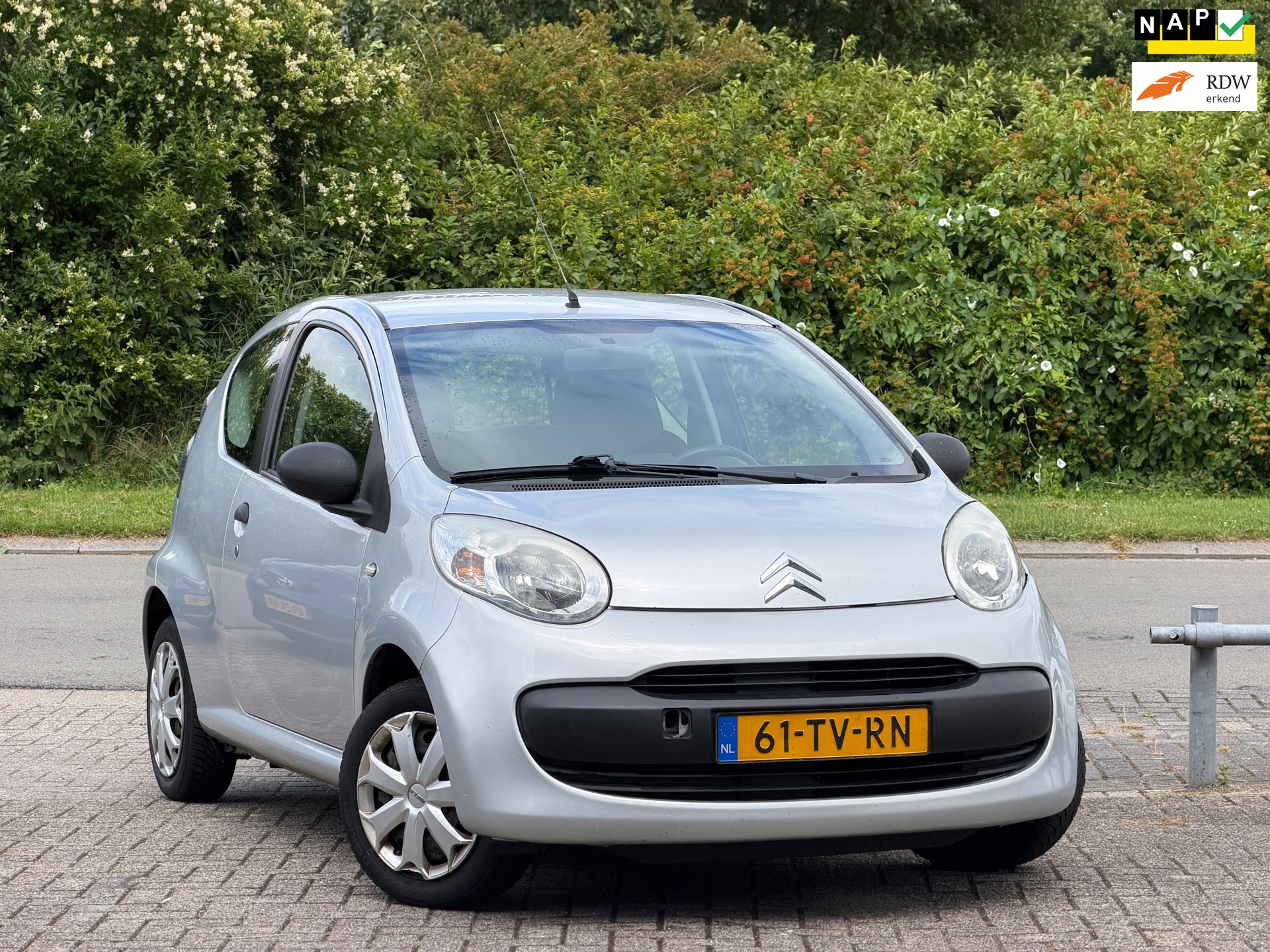 Citroën C1 1.0 / CARPLAY / 3DRS