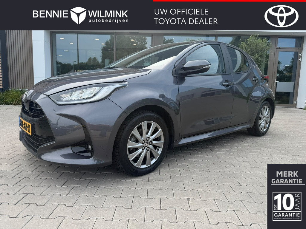 Toyota Yaris 1.5 Hyb. Dynamic Limited | All Seasons | Trekhaak