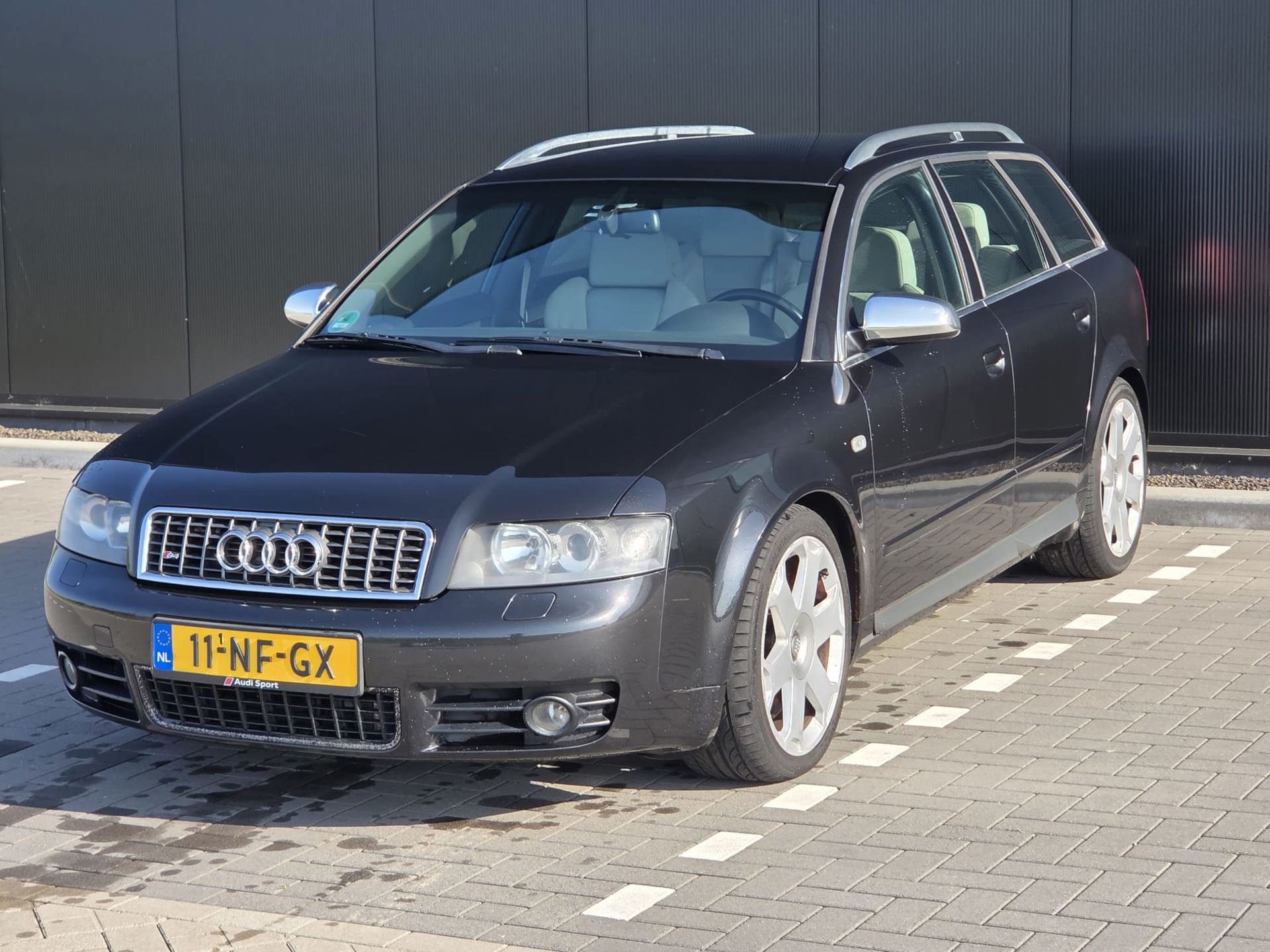 Audi A4 Avant 4.2 V8 quattro S4 Hand-Bak