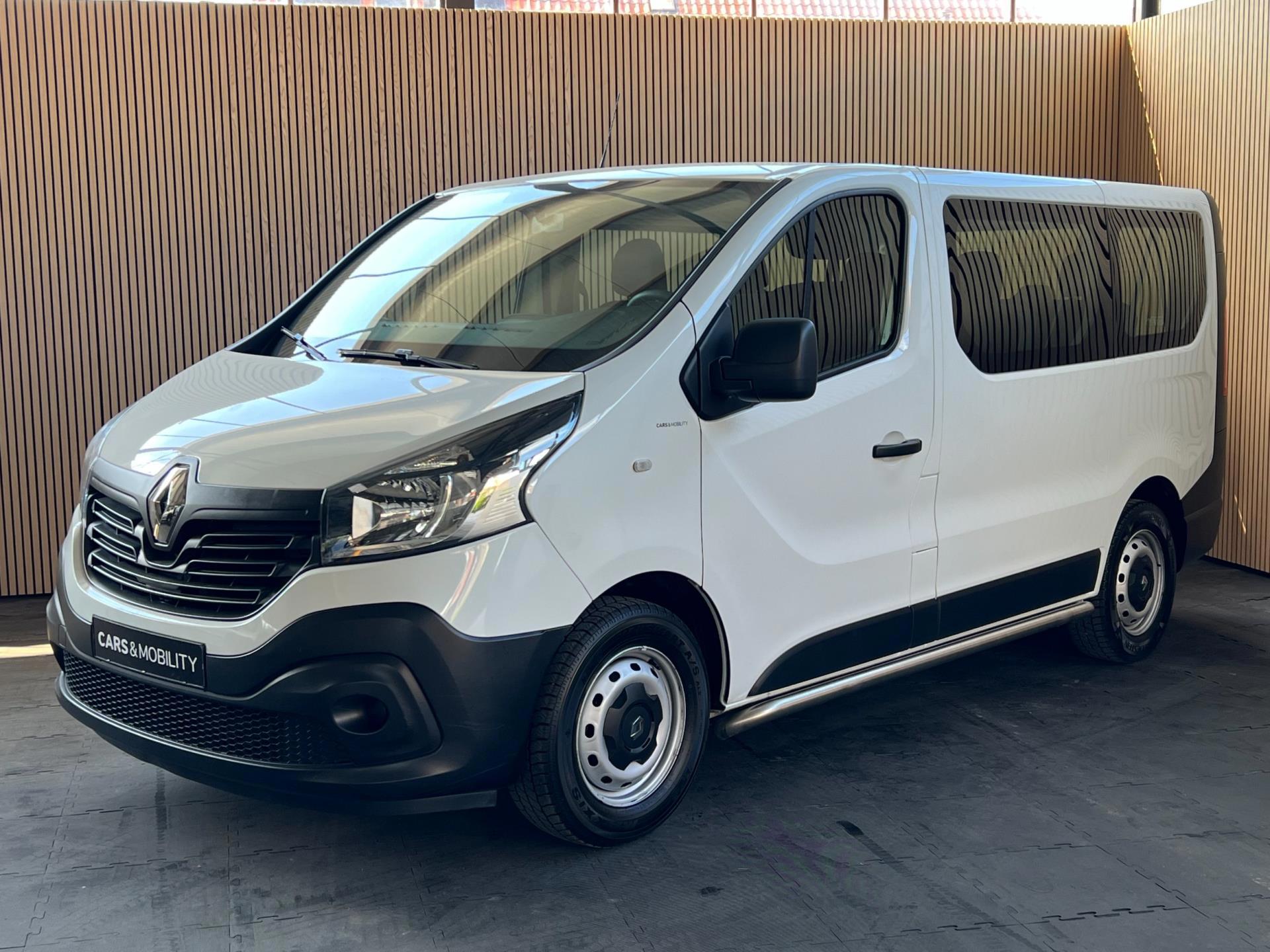 Renault Trafic Passenger 8-persoons – ideaal voor taxi – direct inzetbaar – rijklaar