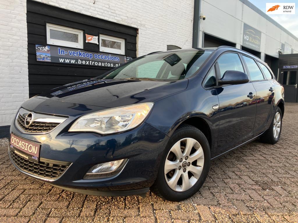Opel Astra Sports Tourer 1.4 TURBO Edition 140PK 2e EIG. cruise 3 MND GARANTIE + GROTE BEURT + NWE APK ALL-IN