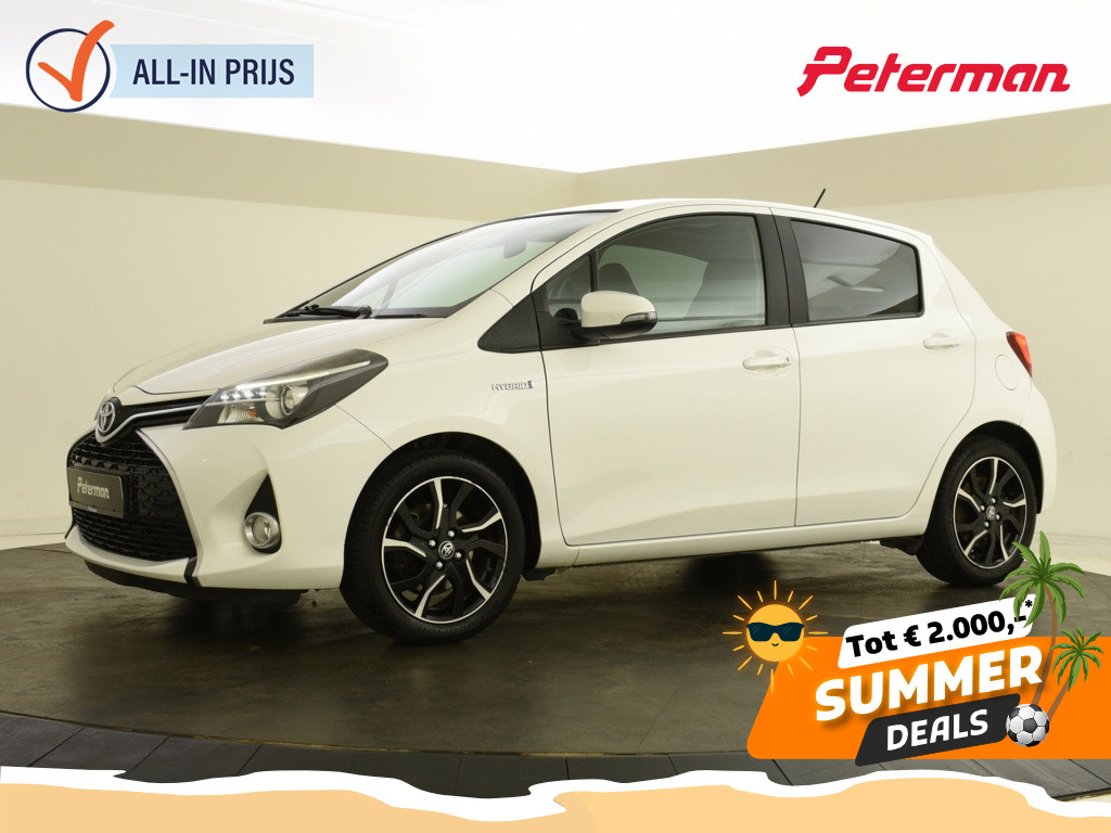 Toyota Yaris 1.5 Hybrid Style | Panoramadak | 1/2 lederen bekleding