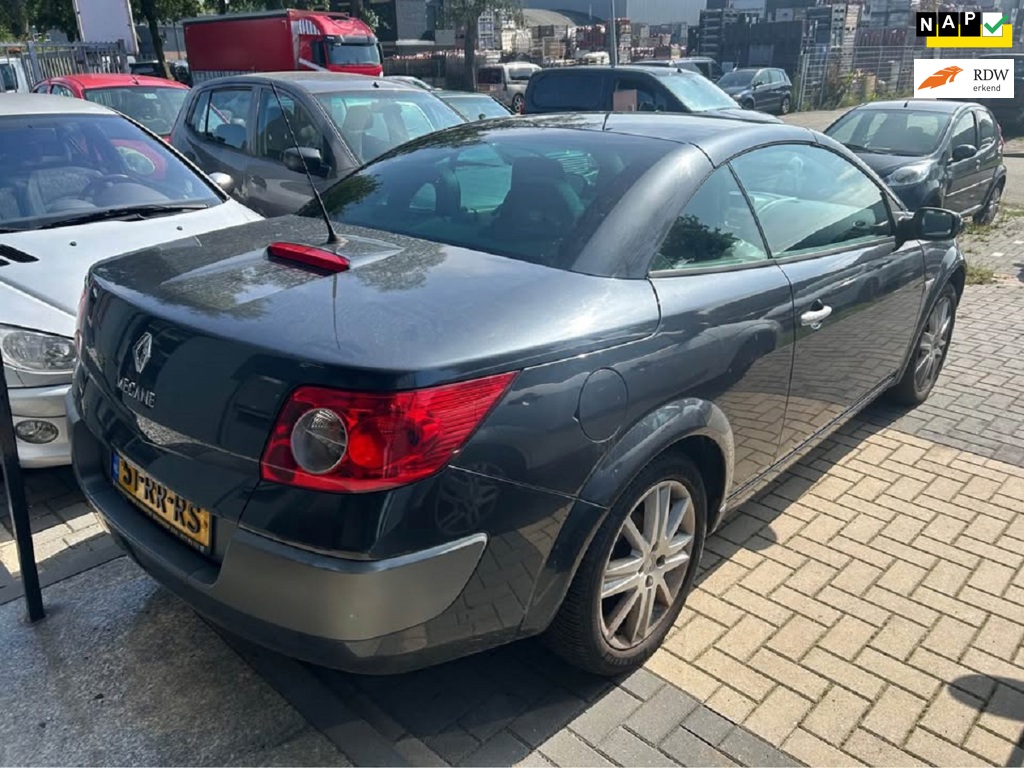 Renault Mégane Coupé-Cabriolet 1.6-16V Privilège Luxe