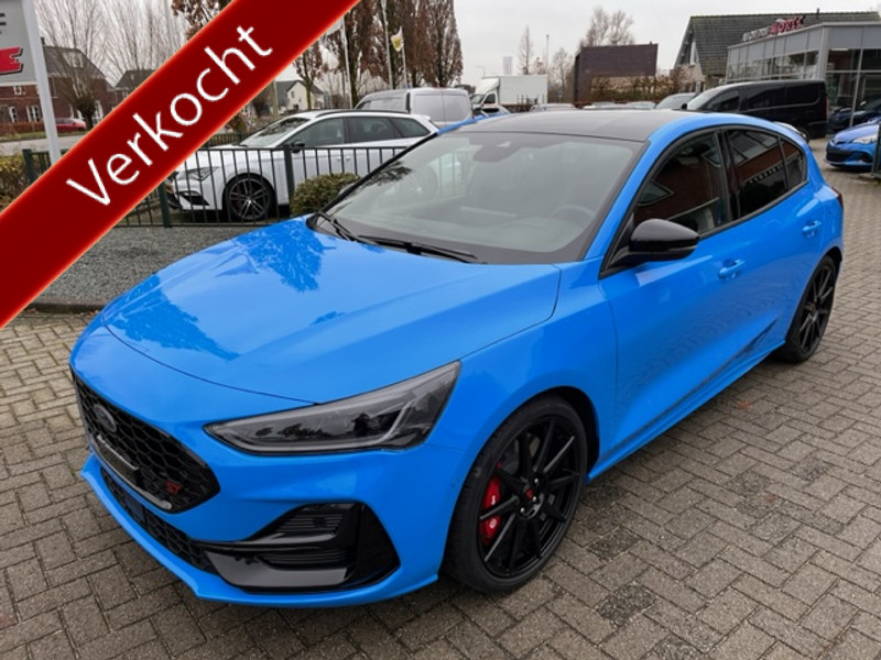 Ford Focus 2.3 EcoBoost ST-X EDITION LIM. 2.3 ECOBOOST SPEC. !