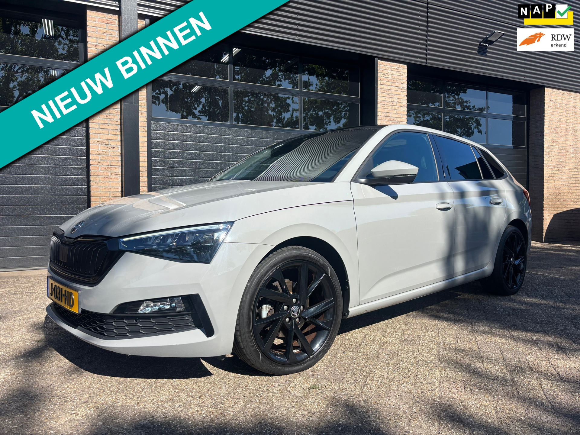 Skoda Scala 1.0 TSI Sport Business Black pack Pano Digi