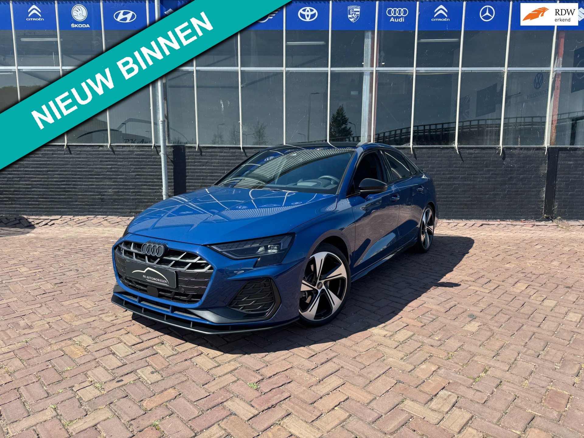 Audi A3 LIMOUSINE 35 TFSI S-Line Black Edition