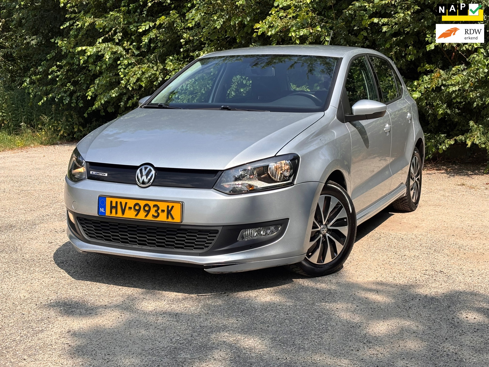 Volkswagen Polo 1.0 BlueMotion | Cruise control + Navi Nu € 5.475,- !!!
