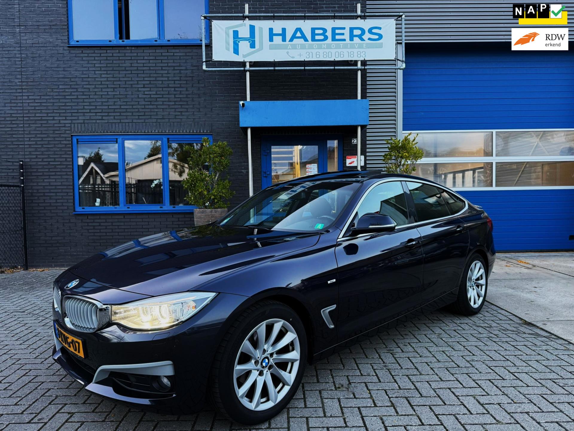 BMW 3-serie Gran Turismo 320i High Executive 184PK|Origineel NL|Prof Navi|Schuifdak|Xenon|HarmonKardon|Leder|Bluetooth|StoelVW|PDC