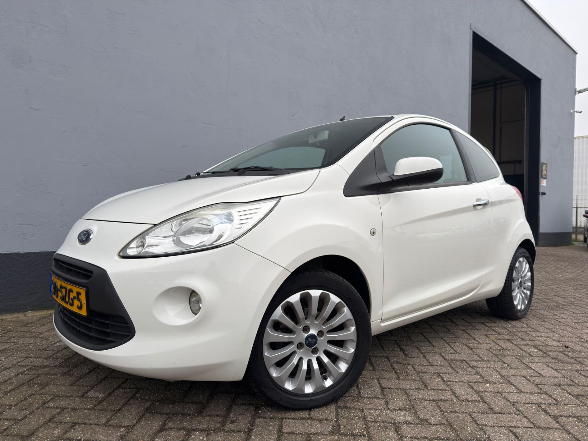 Ford Ka 1.2 Titanium X start/stop - Airco - LMV