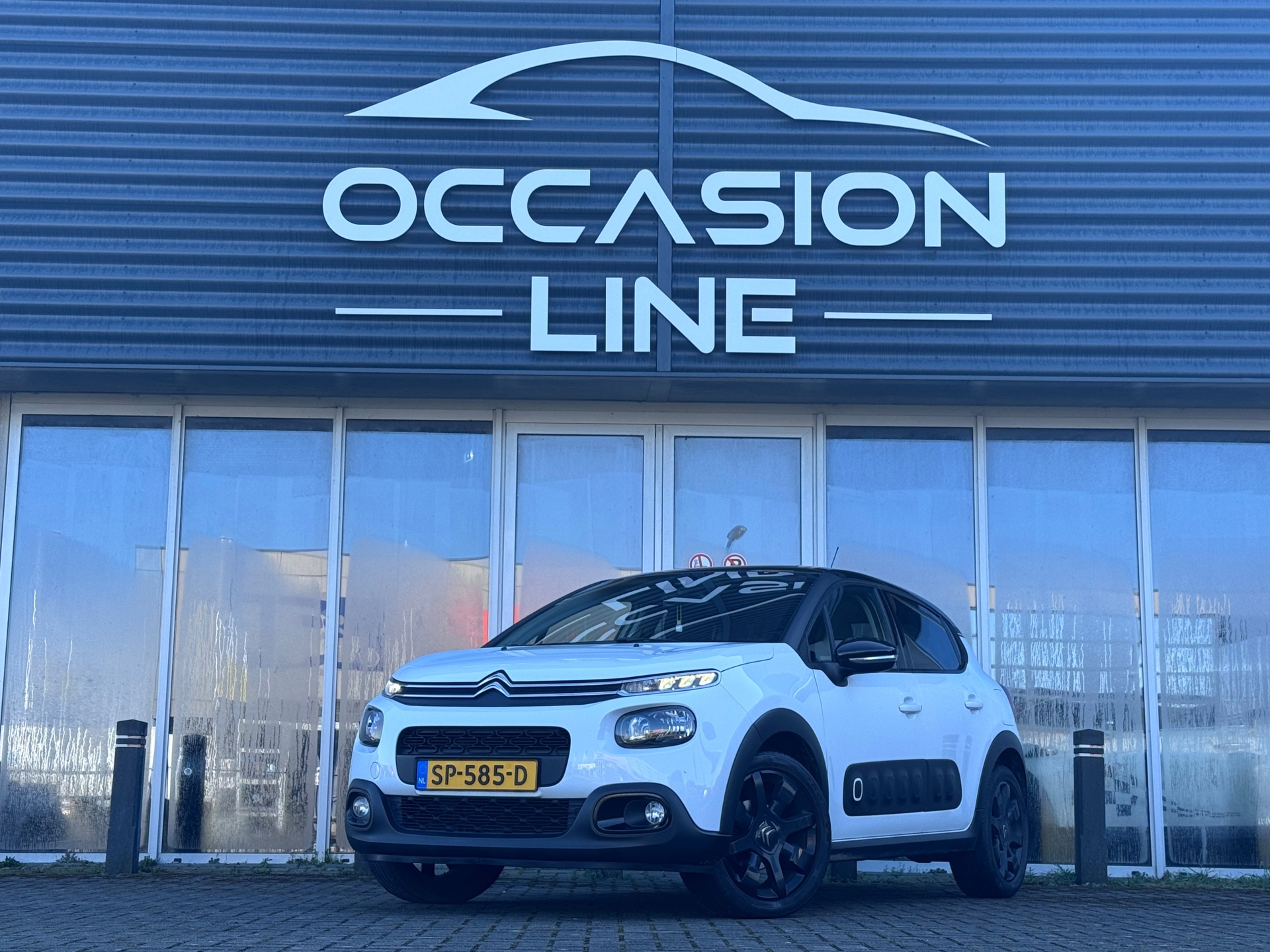 Citroën C3 1.2 PureTech S&S Shine | Camera | Carplay | Navi | Cruise