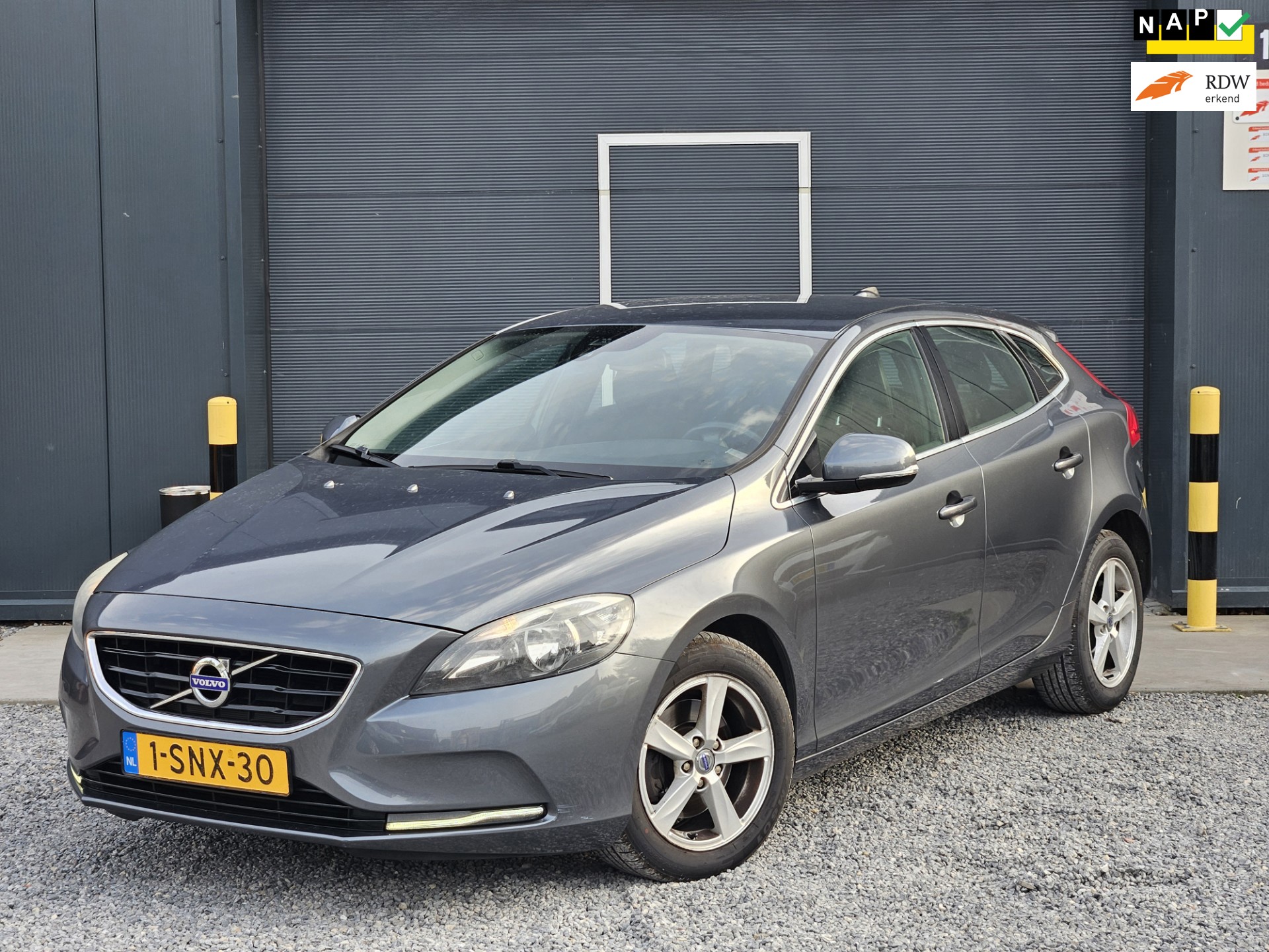 Volvo V40 1.6 T3 Momentum
