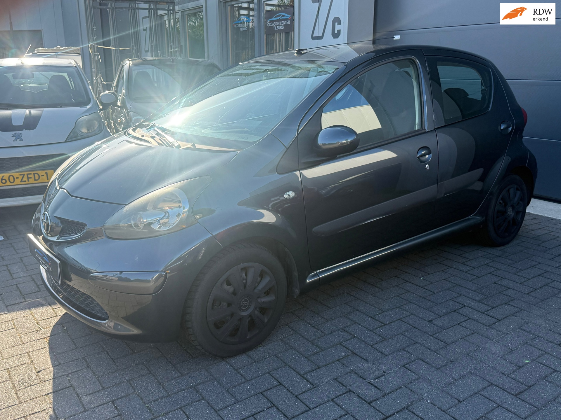 Toyota Aygo 1.0 AIRCO | ELEKTR PAKKET | CARPLAY | NIEUWE APK |
