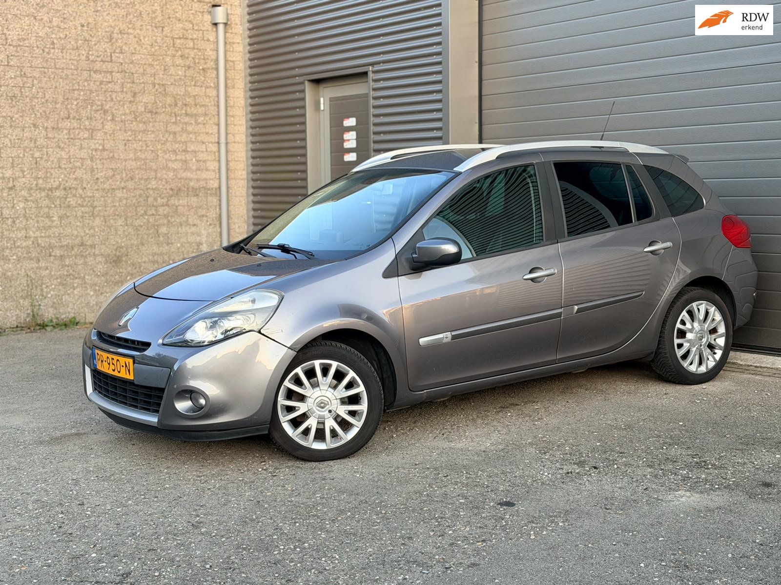 Renault Clio Estate 1.6-16V Night & Day Automaat