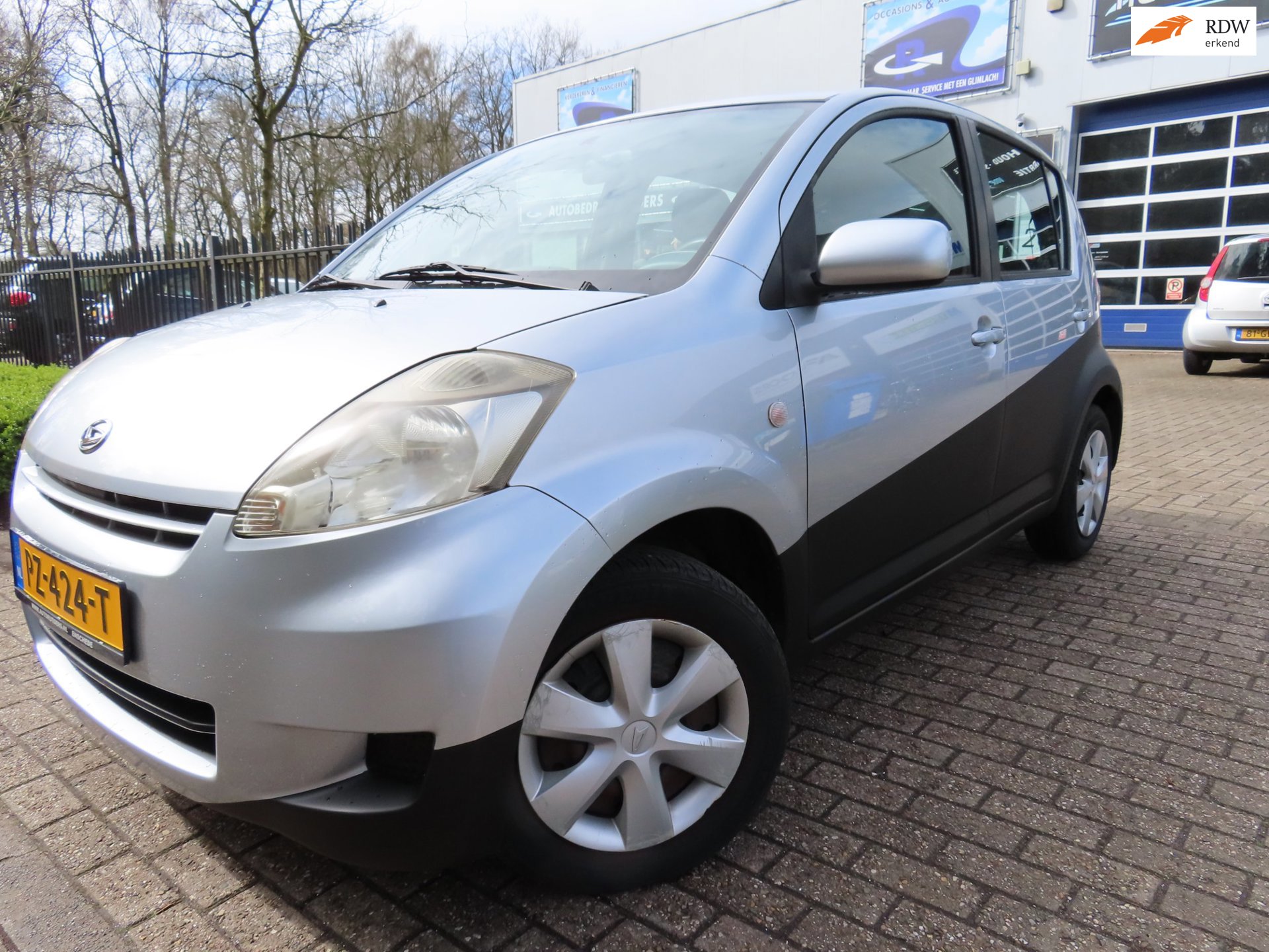 Daihatsu Sirion 2 1.0-12V Trend