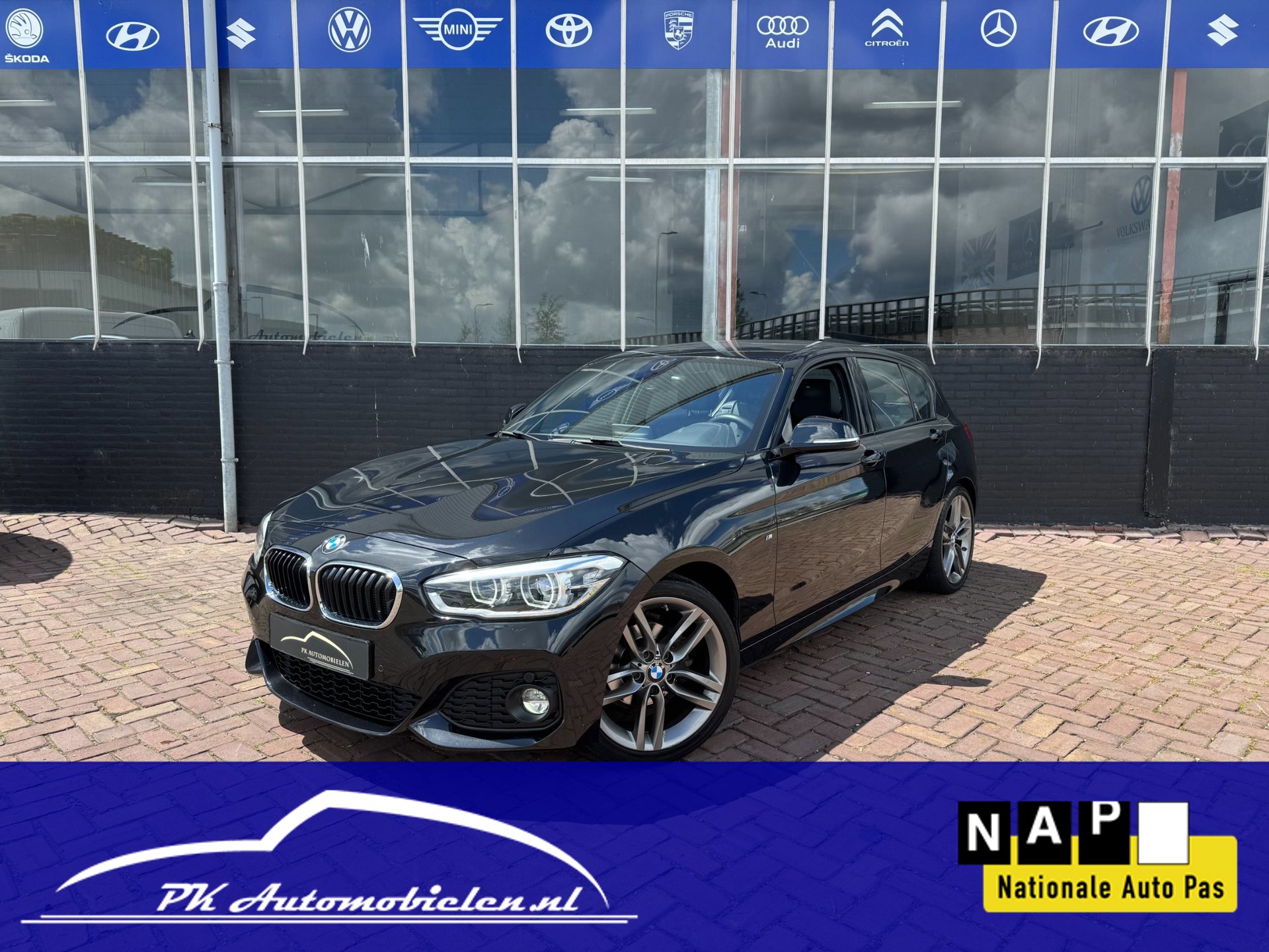 BMW 1-serie 118i Edition M Sport Shadow High Executive **LEDER + CAMERA**