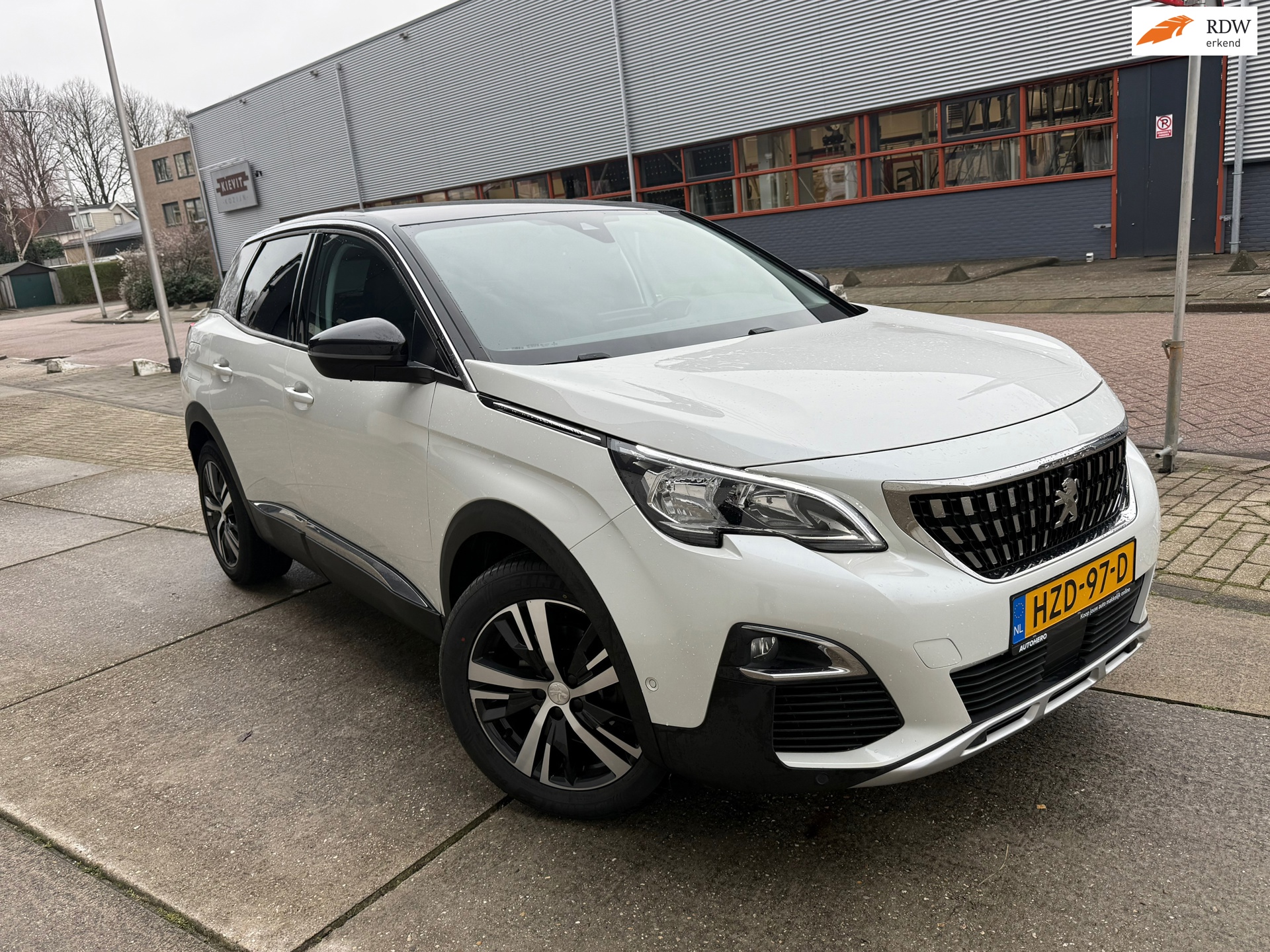Peugeot 3008 1.2 PureTech Active Pack Business TREKHAAK AUTOMAAT APK CLIMA