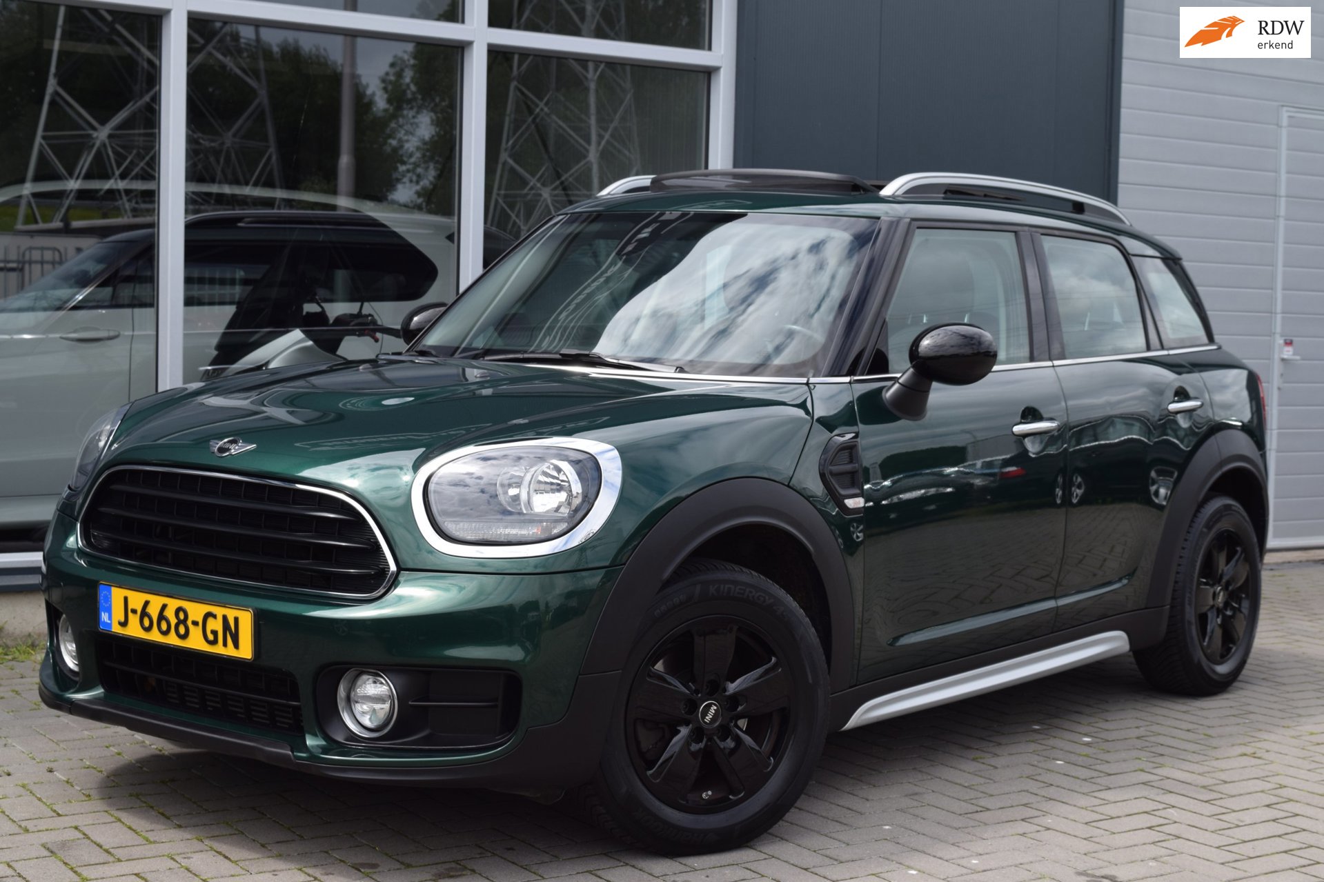 Mini Countryman 1.5 One Chili | Automaat | Pano | APK 6-2027