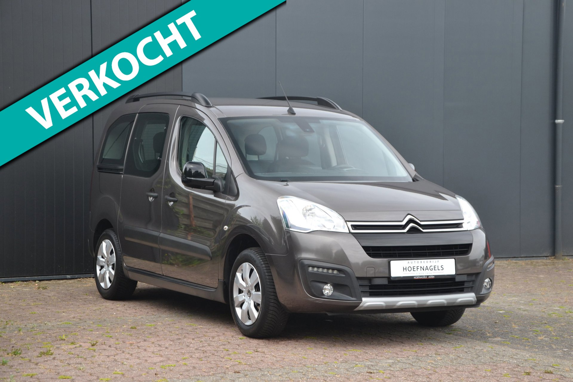 Citroën Berlingo 1.2 110 PK Turbo XTR * Navigatie * Climatronic *