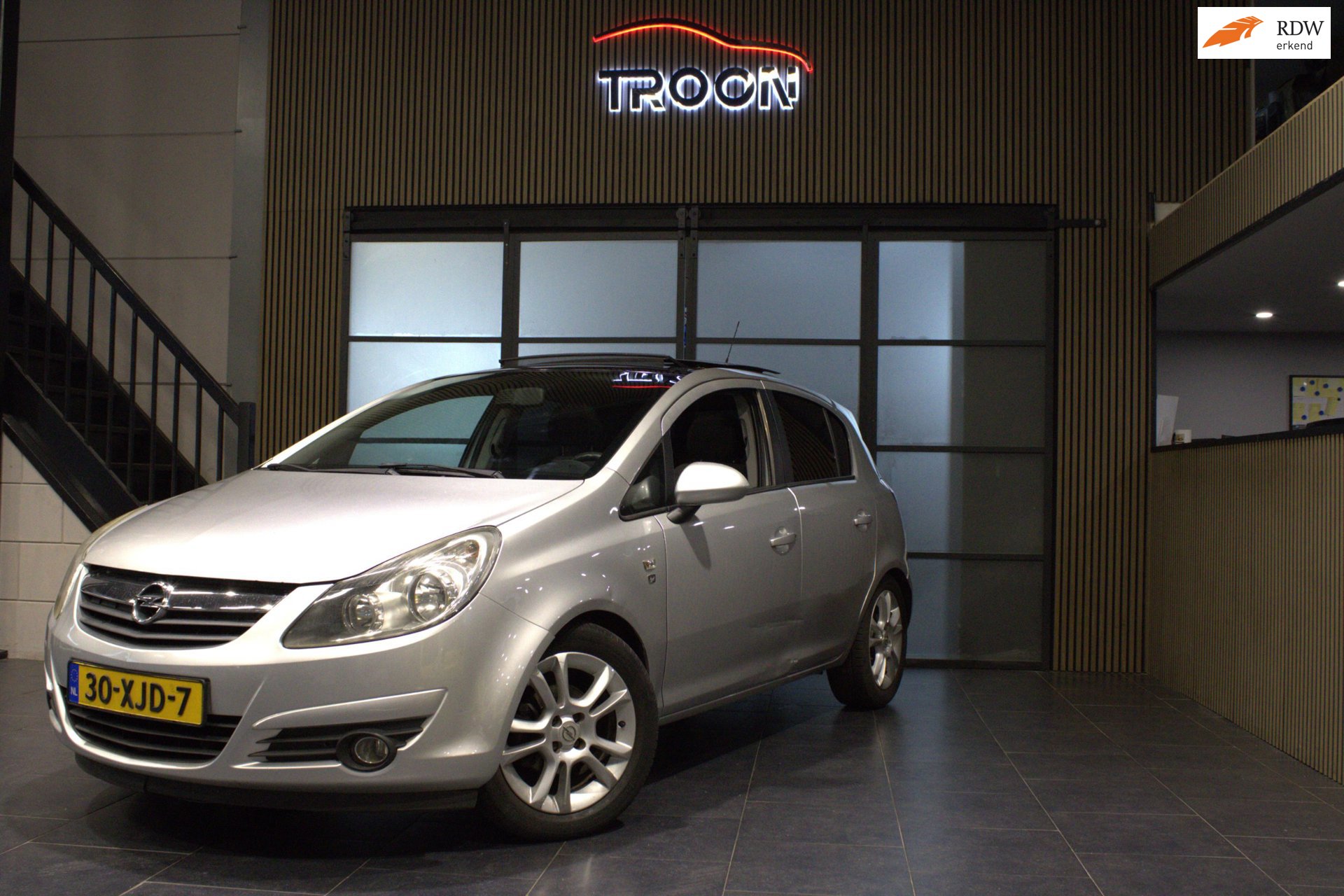 Opel Corsa Opel Corsa 1.4 | Panoramadak | Apple CarPlay & Android Auto | Achteruitrijcamera | 90 PK