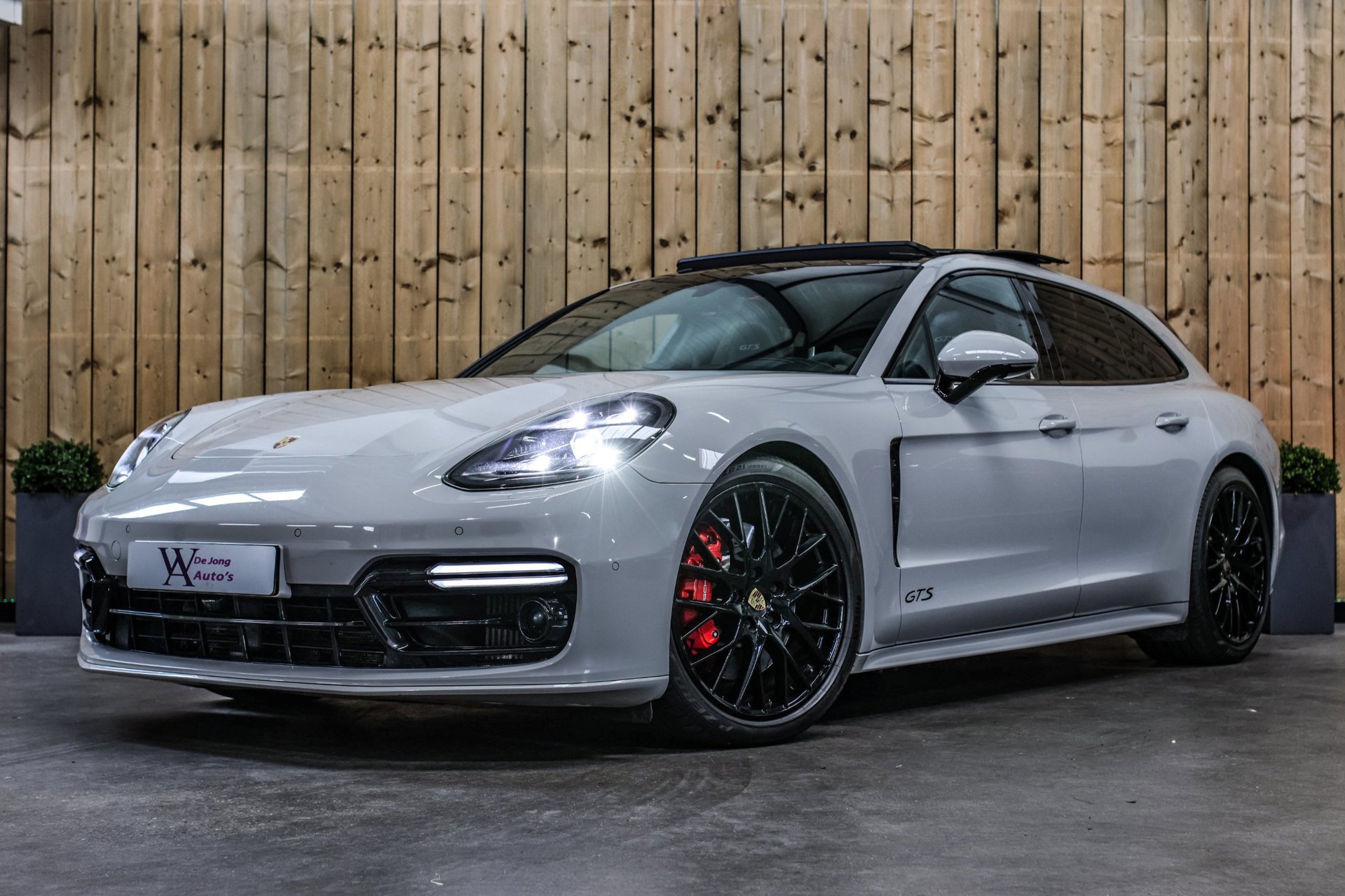Porsche Panamera Sport Turismo 4.0 GTS *Sport Design*Pano*Sport Chrono*Achteras-Besturing*