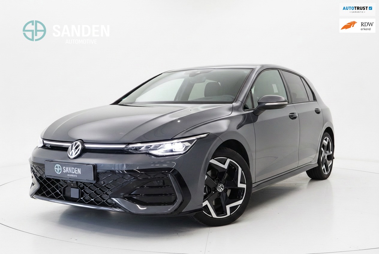 Volkswagen Golf 1.5 TSI R-Line Edition|150PK|Ledmatrix|Navigatie|Camera|Winterpakket|Trekhaak