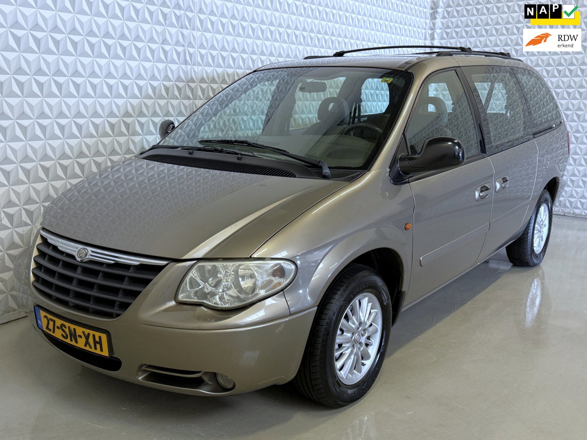 Chrysler Grand Voyager 3.3i V6 LX *Stow 'n Go* 186.000km (2006)