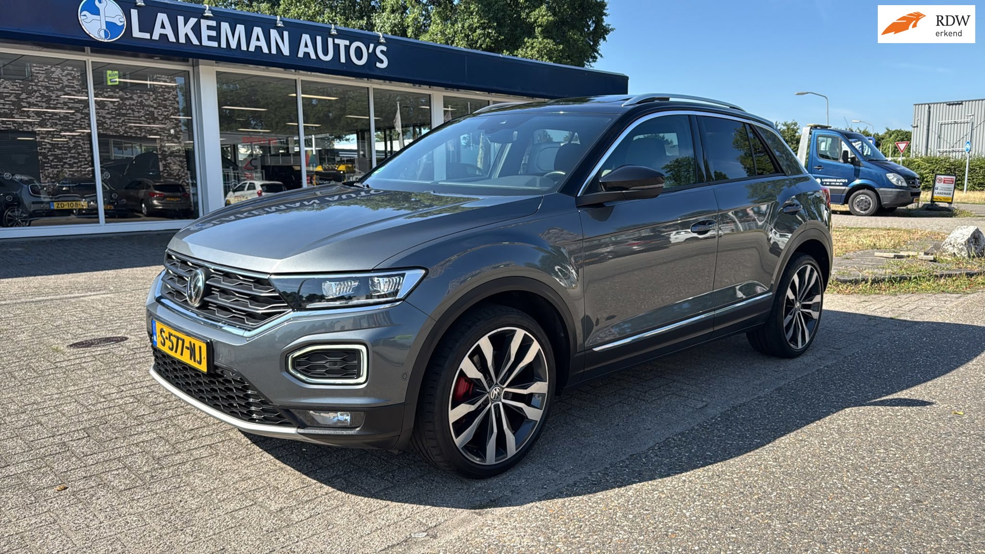 Volkswagen T-Roc 1.5 TSI Automaat Sport R-Line Pano Navi Carplay LED Digital Greyline Huurkoop Inruil APK Garantie
