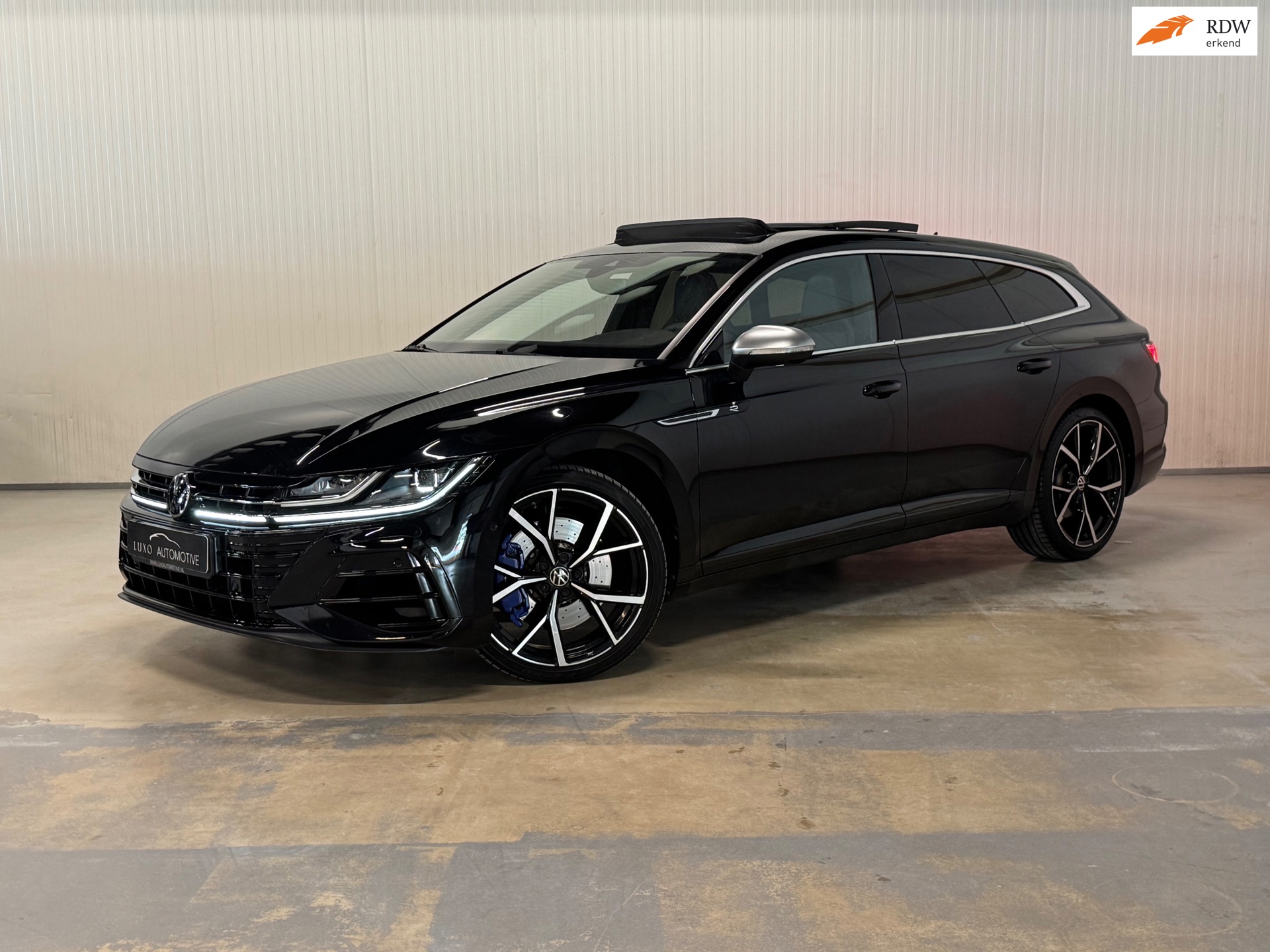 Volkswagen Arteon Shooting Brake 2.0 TSI R Business | PANO | H&K | HUD | 360 CAMERA
