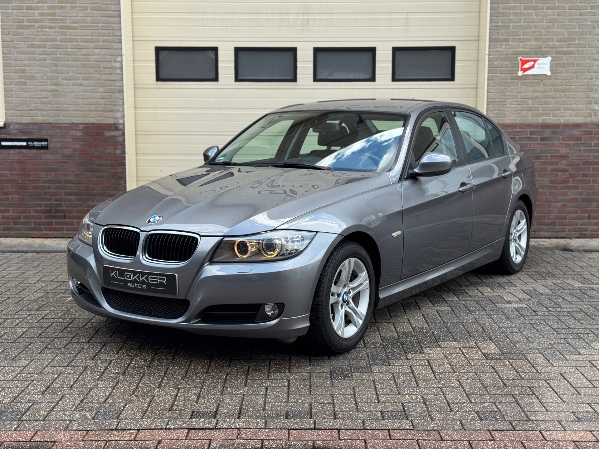 BMW 3-serie 320i Luxury Line Navi|Leder|PDC|Clima|Cruise