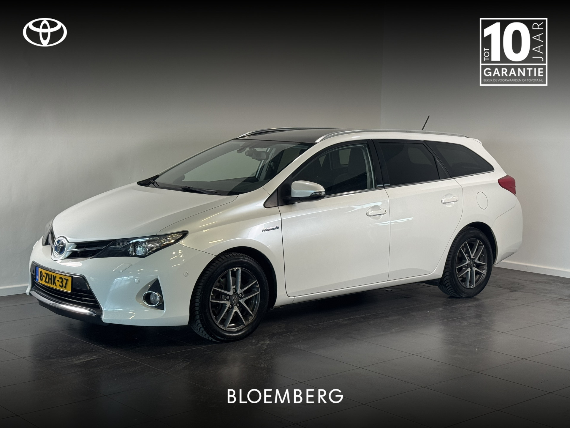 Toyota Auris 1.8 Hybrid Lease