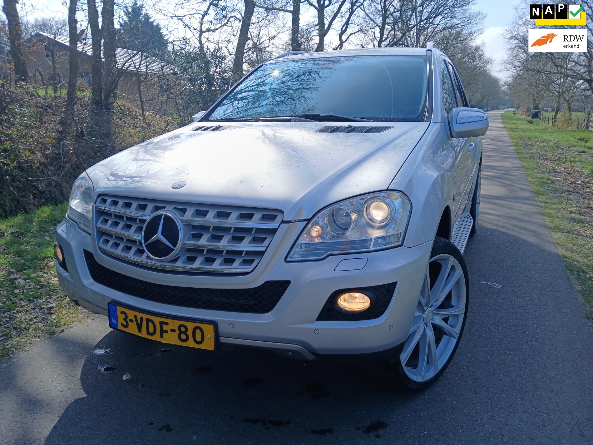 Mercedes-Benz M-klasse 280 CDI |NETTE DEALER ONDERHOUDEN AUTO|