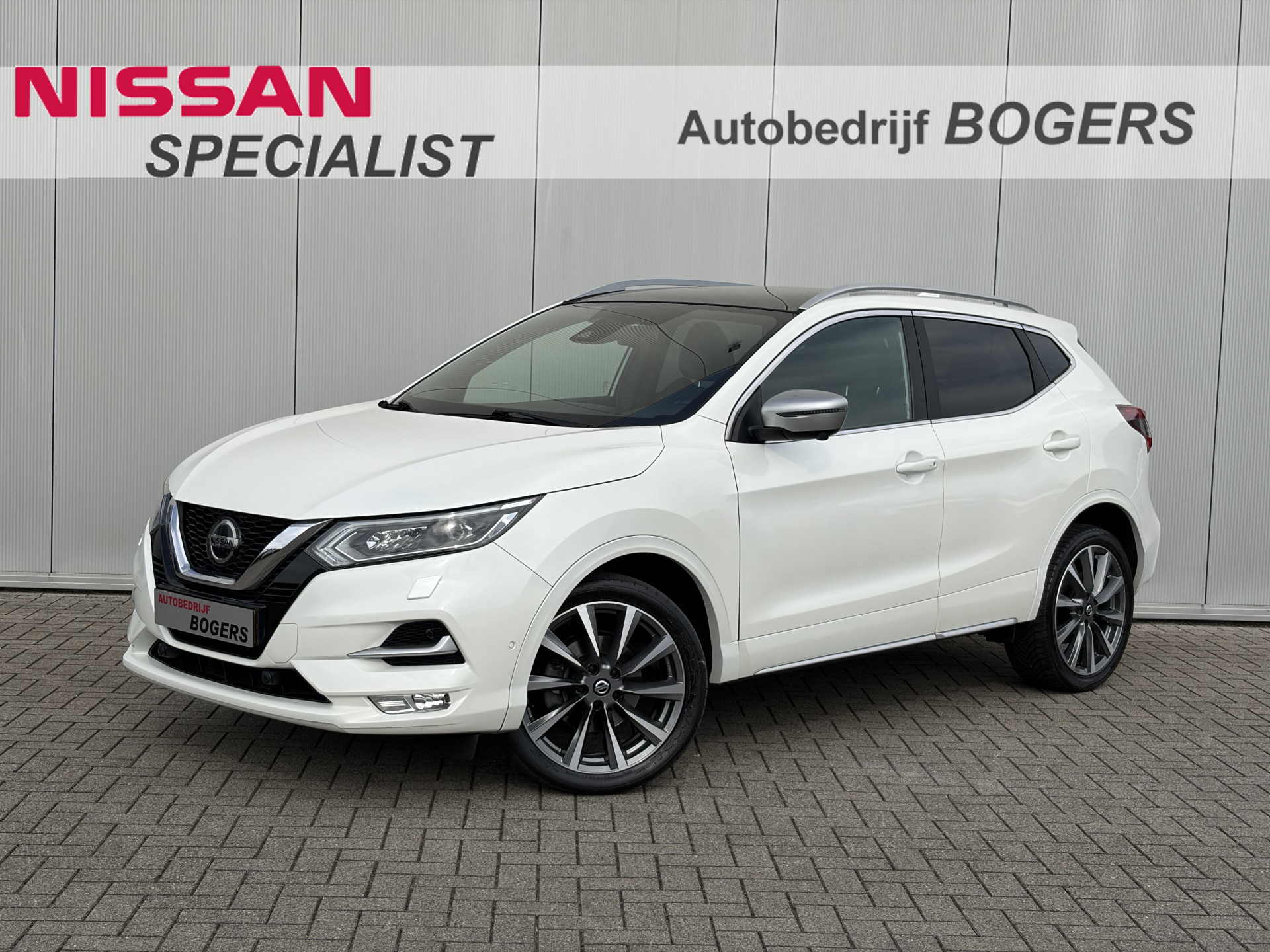 Nissan QASHQAI 1.3 DIG-T DCT A/T Tekna Plus Dynamic Pack