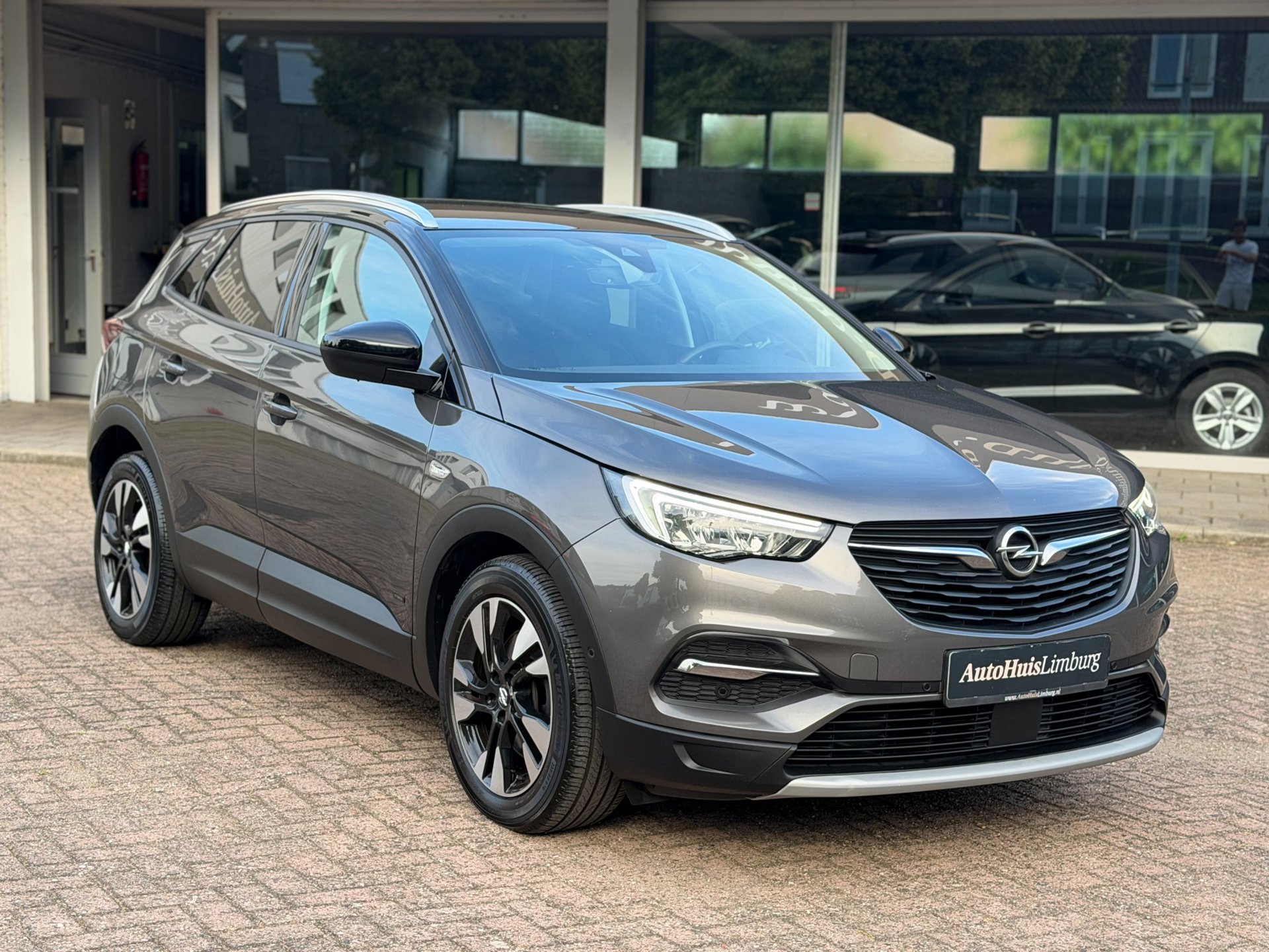Opel Grandland X 1.6 Turbo Plug In Hybrid4 Business Elegance|1e Eigenaar|Nav|CarPlay|Camera