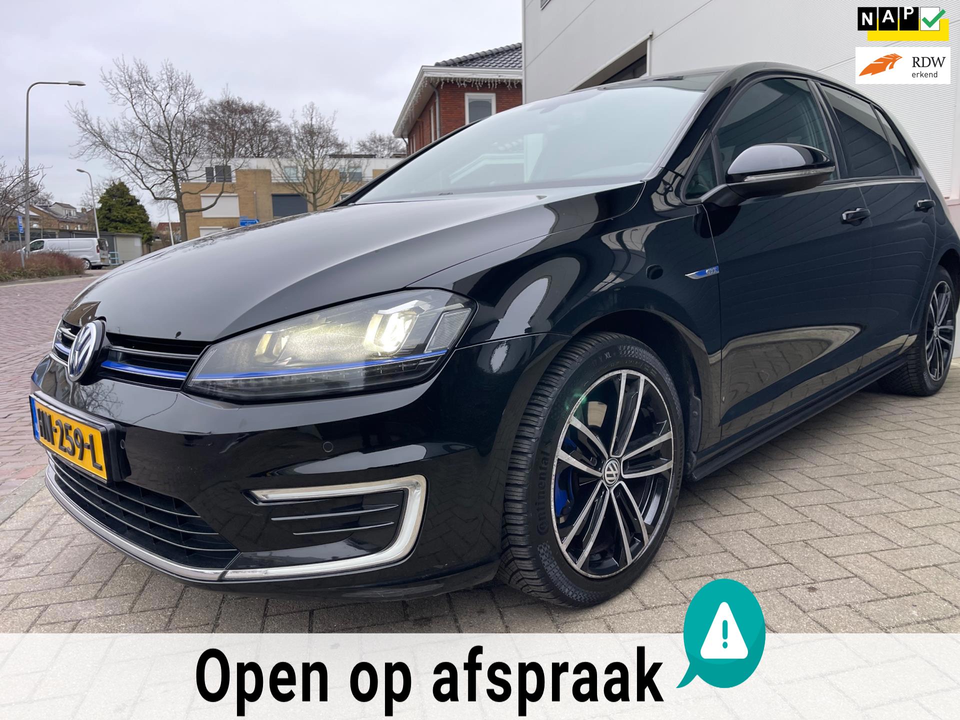 Volkswagen Golf 1.4 TSI GTE/Goed-onderhouden/Navi/Sfeer verlichting/Cruise-c/Climate-c/Led/Pdc