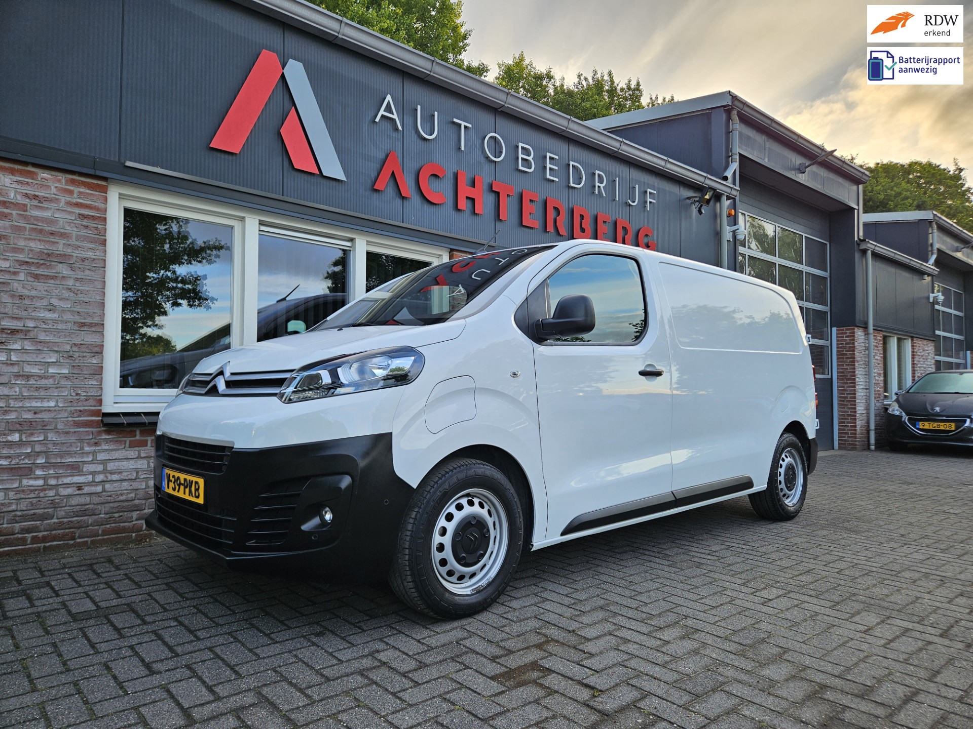 Citroën Ë-Jumpy Driver M 75 kWh Volledig Elektrisch! Actieradius 300KM! Carplay! Long Range! Navigatie!