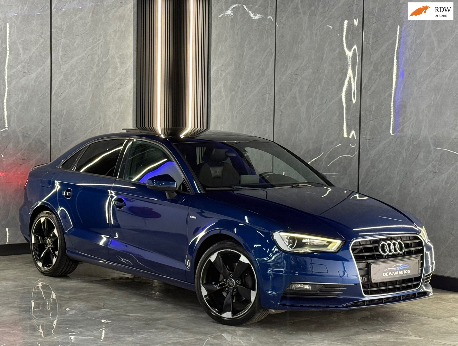 Audi A3 Limousine 2.0 TDI 3x S-Line |Pano|Automaat|Blind Spot|Half Leer|Keyless Entry/Start|Stoelverw|LED|Boekjes